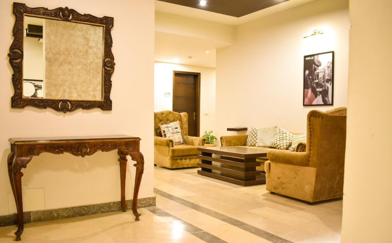 Lokal Rooms X Shahrah-E-Faisal 卡拉奇 外观 照片